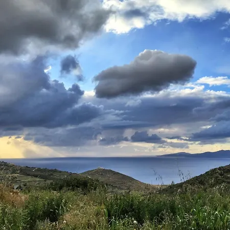 Tinos Ecolodge Gerendaház Tínos
